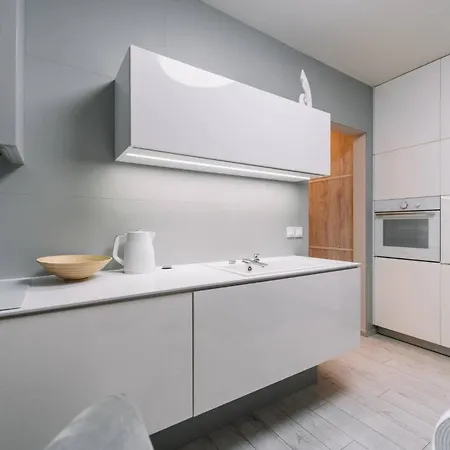 דירה E3 Luxury Oldtown - Free Parking, Supermarket, Pcscreen, Netflix, Unlimited Music, Aircon קושיצה