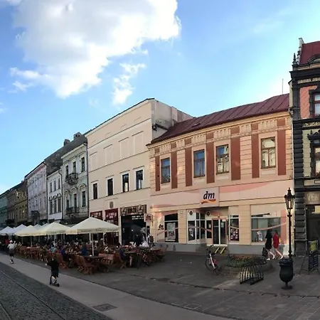 E3 Luxury Oldtown - Free Parking, Supermarket, Pcscreen, Netflix, Unlimited Music, Aircon דירה