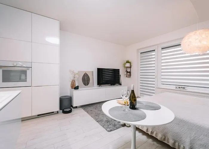 Lejlighed E3 Luxury Oldtown - Free Parking, Supermarket, Pcscreen, Netflix, Unlimited Music, Aircon *