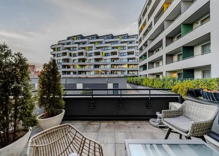 E3 Luxury Oldtown - Free Parking, Supermarket, Pcscreen, Netflix, Unlimited Music, Aircon *